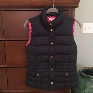 Lilly Pulitzer Izabella Puffer Vest Navy Blue.